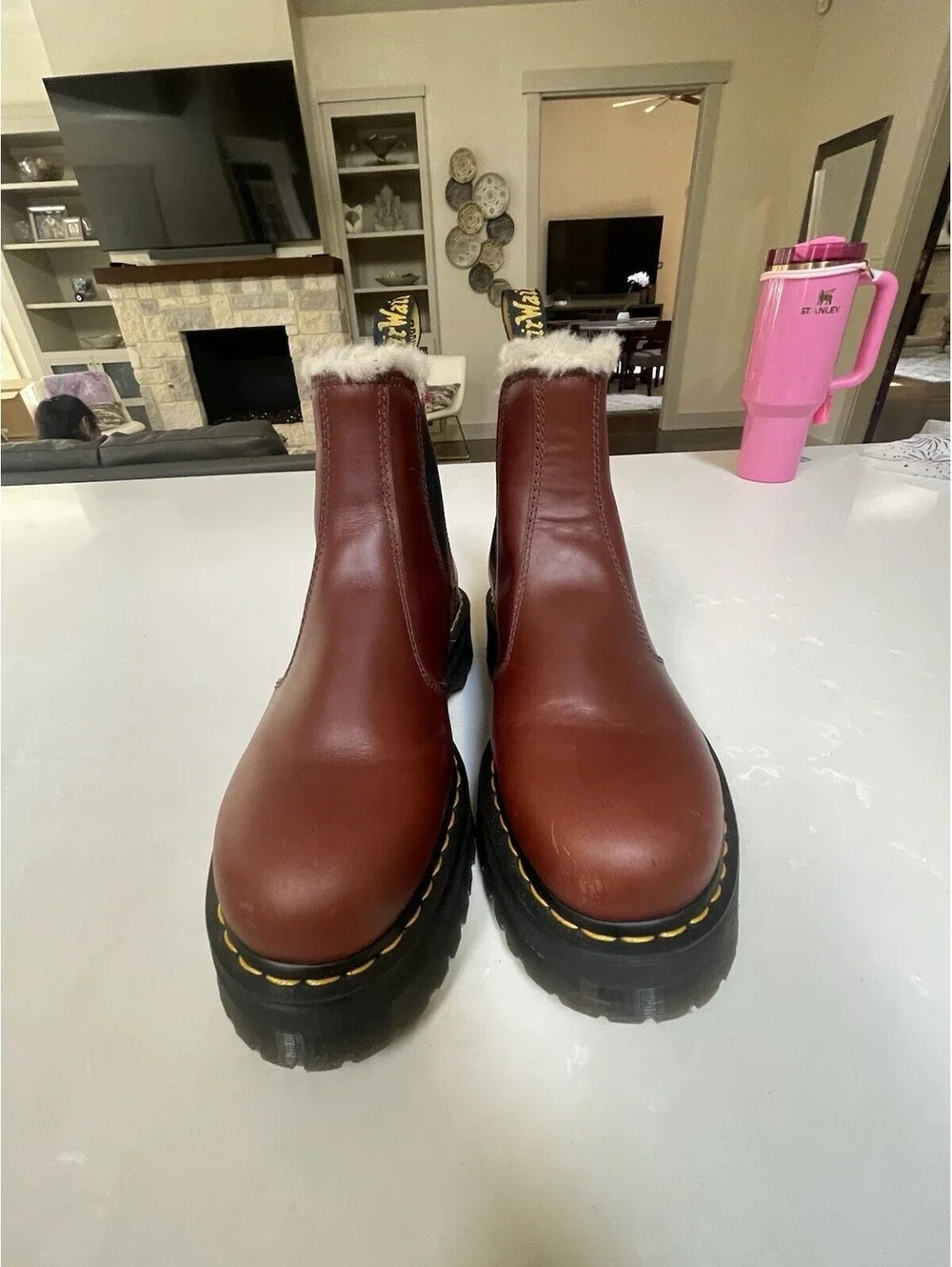 Dr. Martens Chelsea 2976 Quad FLFur Lined Platform Leather Unisex L 11 M 10  Red